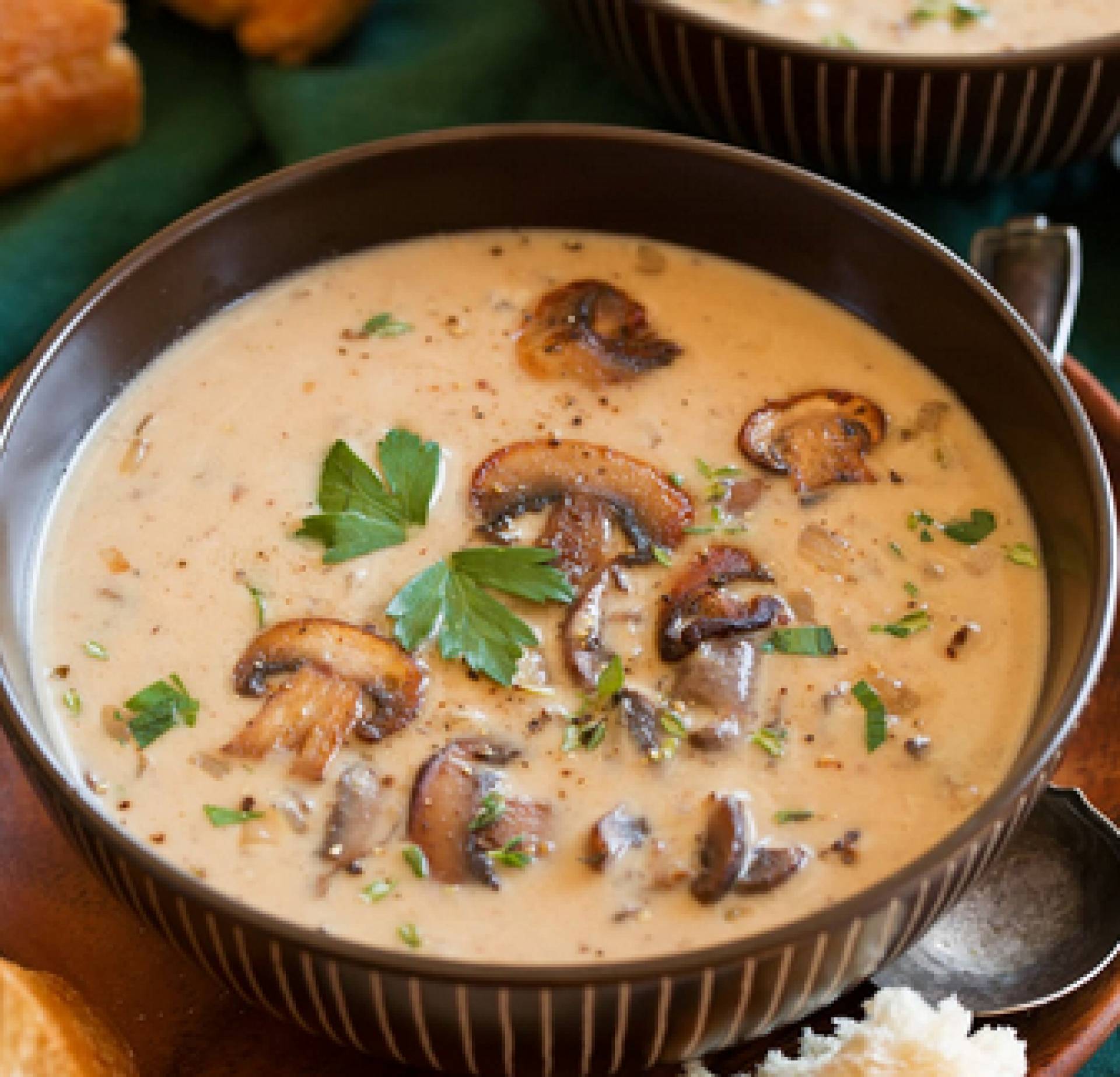 Creamy Chicken & Mushroom Soup