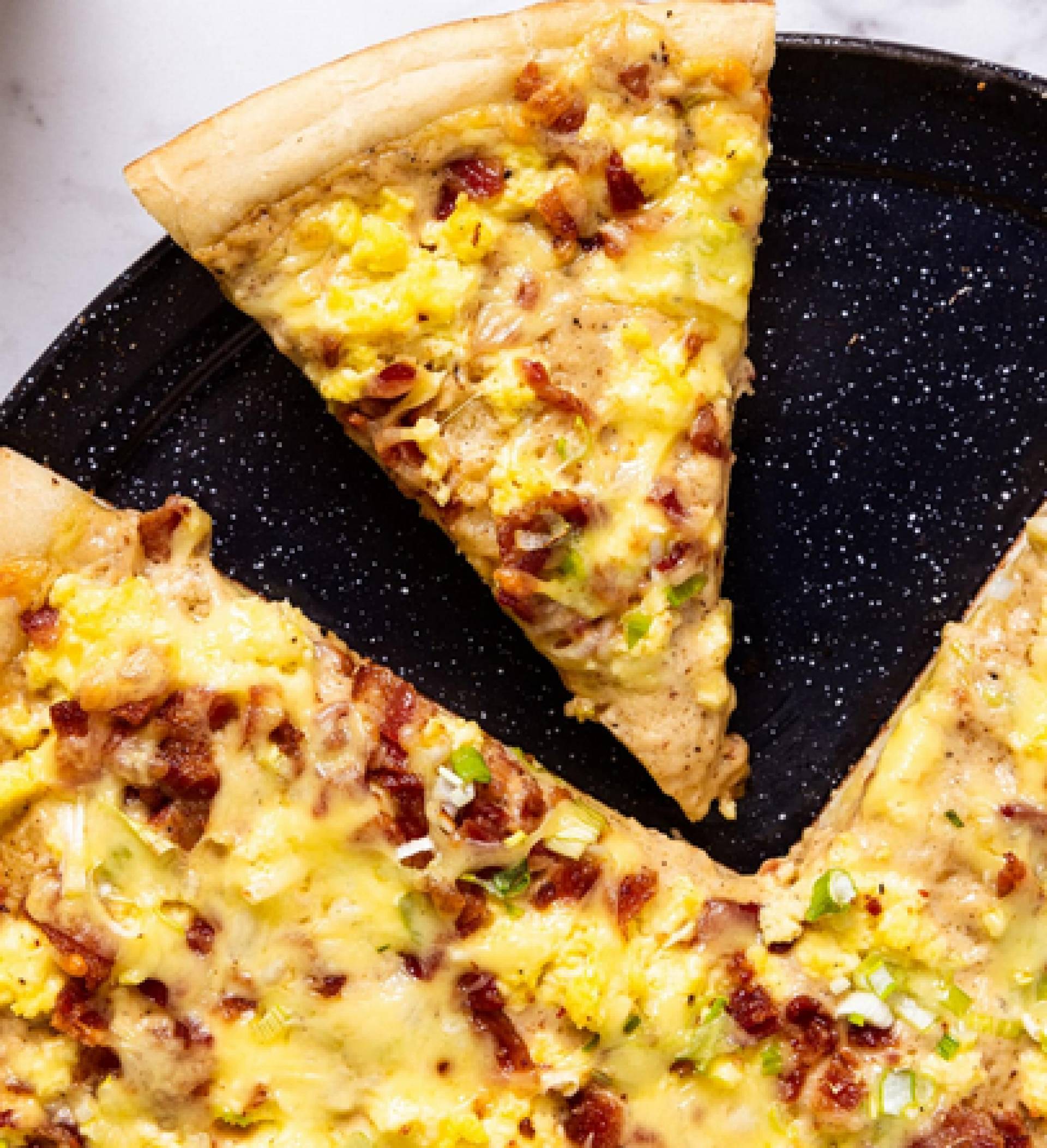 Classic Breakfast Pizza